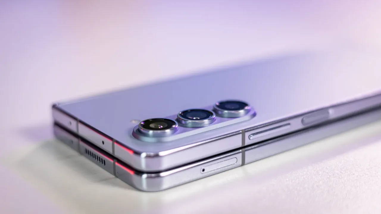 Samsung Galaxy Z Fold 6 может стать самым тонким складным смартфоном