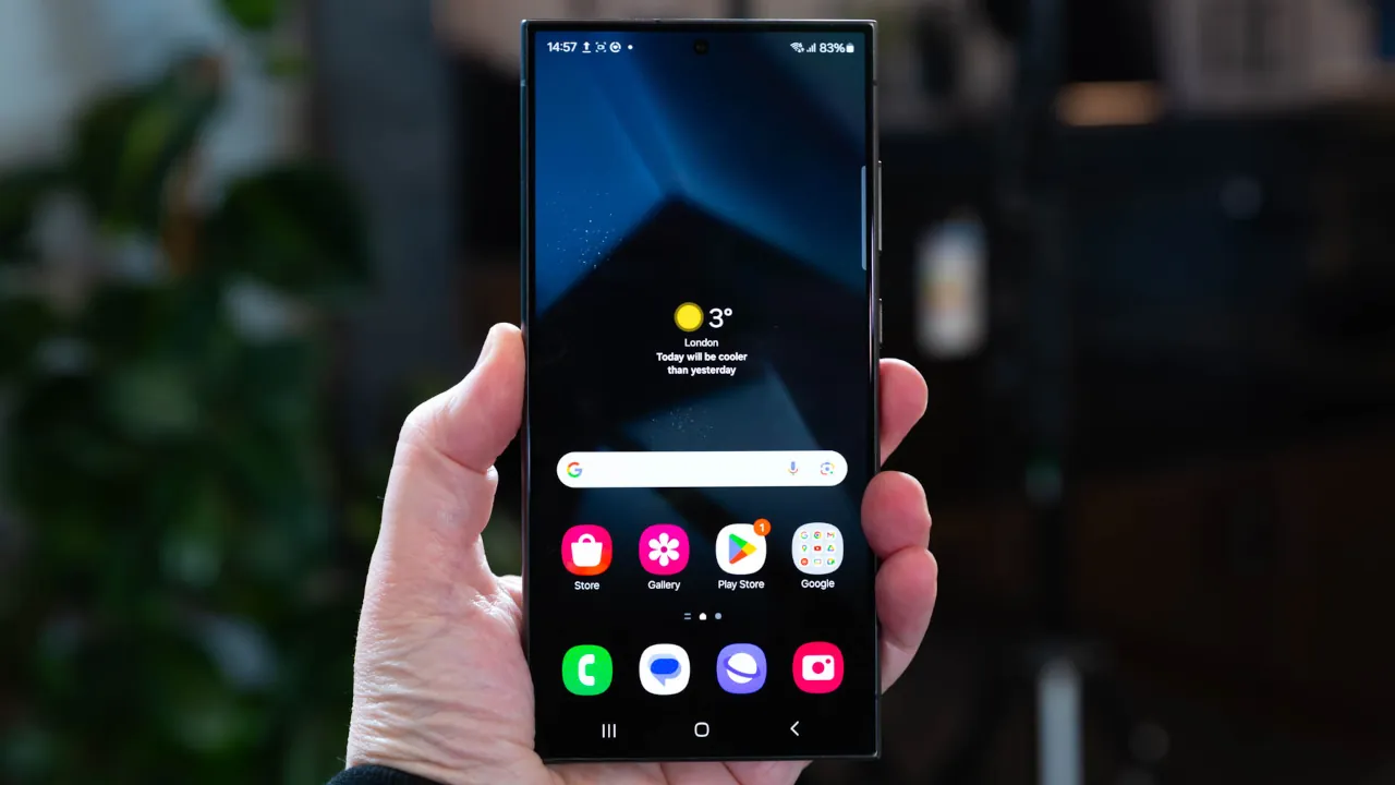 Samsung Galaxy S24: проблемы с разблокировкой по лицу и зеркалированием экрана