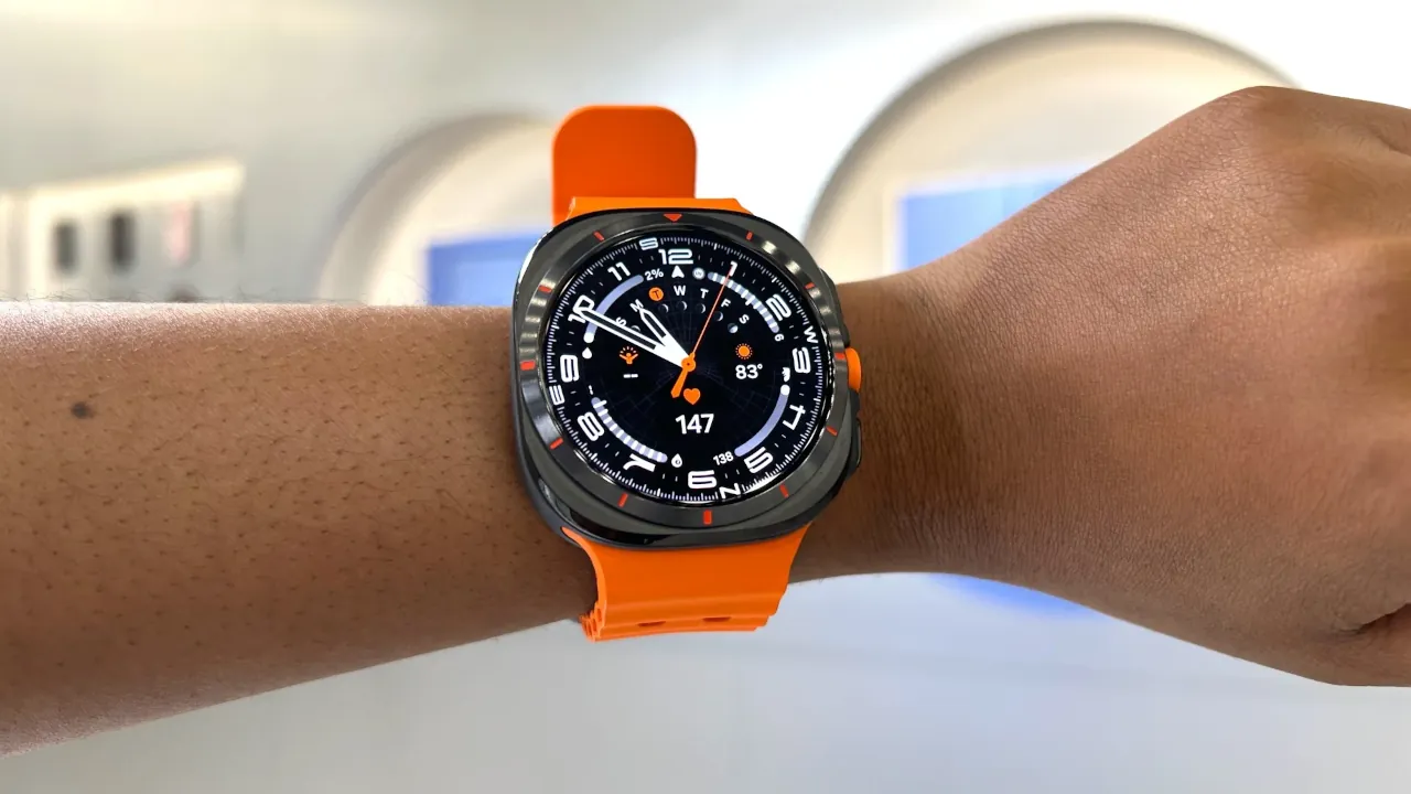 Samsung Galaxy Watch Ultra: последние обновления ПО