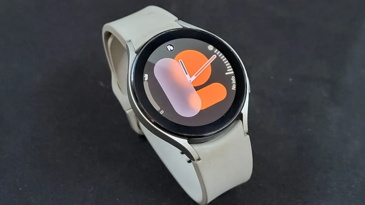 Циферблаты One UI 6 Watch для старых моделей Galaxy Watch